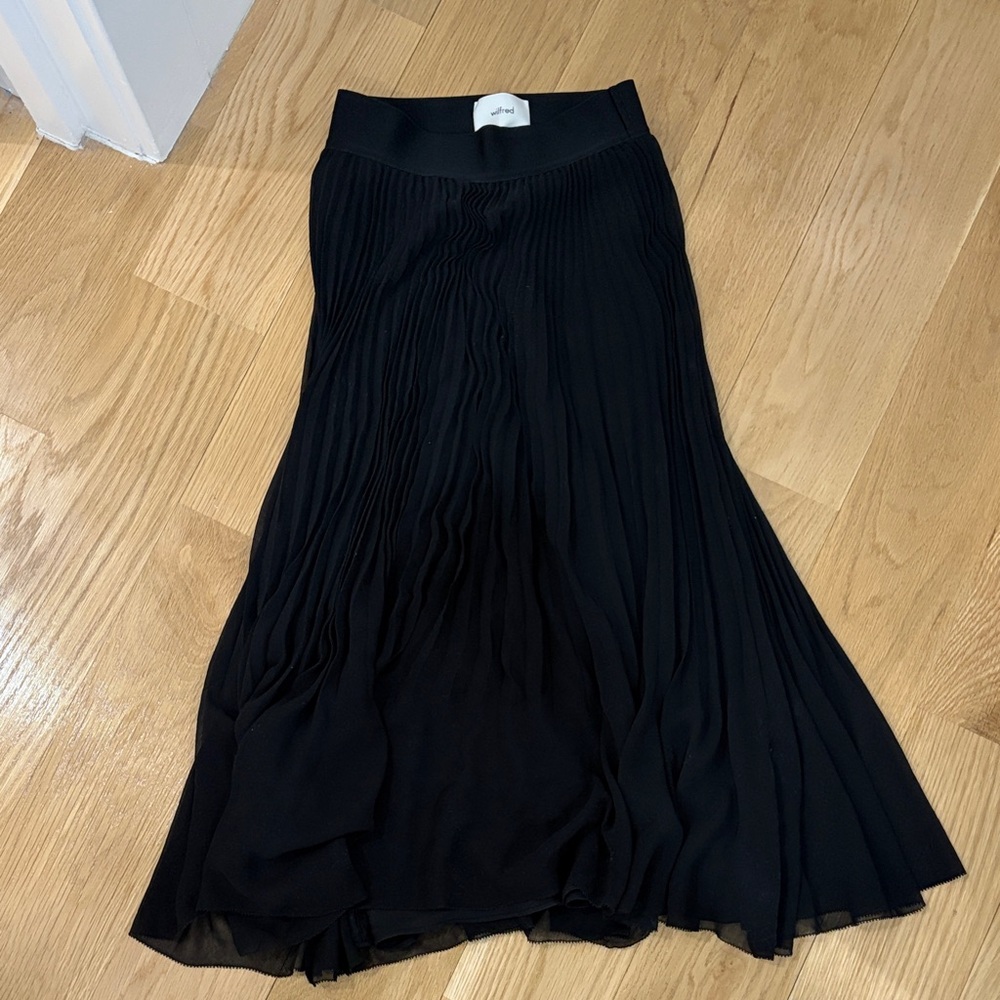 Wilfred Twirl Pleated Skirt
